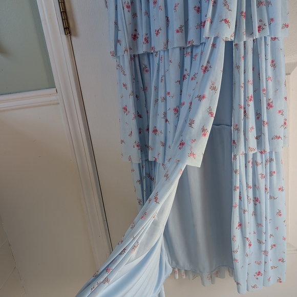 Floral Tiered Maxi Dress - Picture 6 of 11